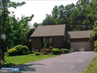 9 Arbor Road Mohnton, PA 19540 - Photo 3 of 4