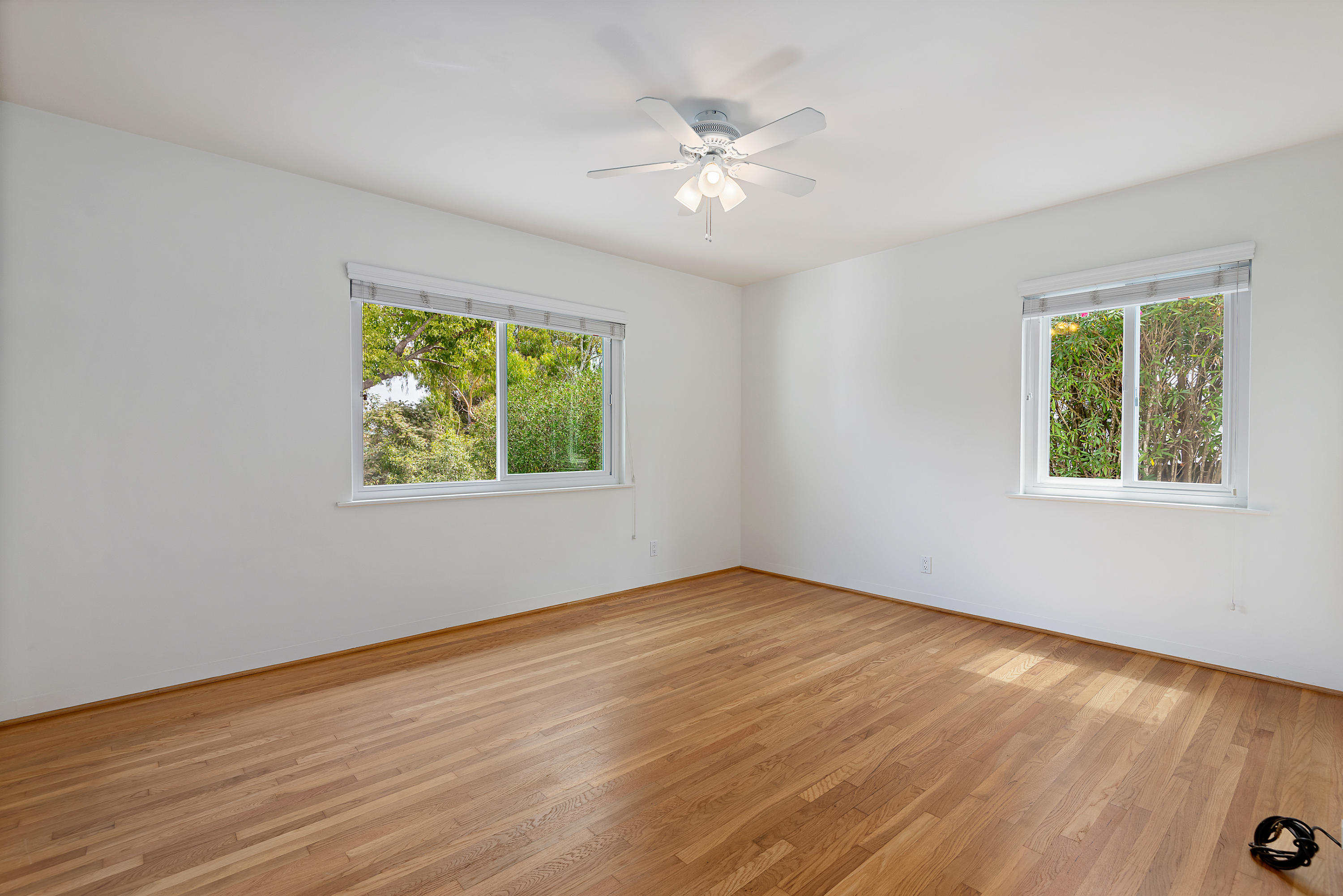 960 Veronica Springs Road Santa Barbara, CA 93105 - Photo 11 of 24 Master Bedroom