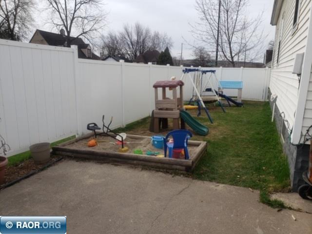 601 South 11th Street Virginia, MN 55792 - Photo 3 of 15