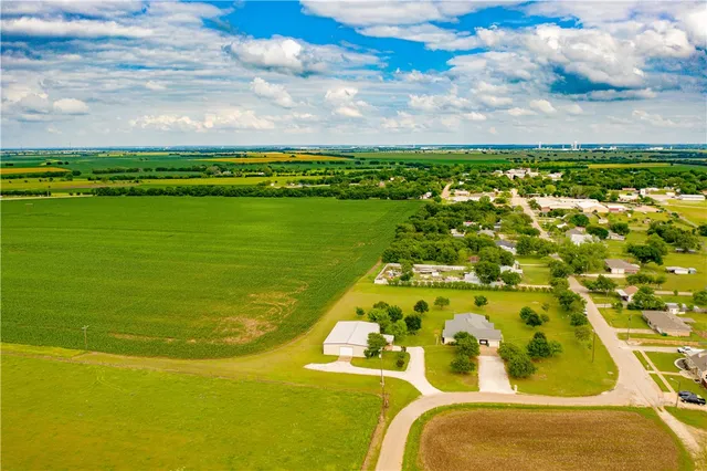 $180,000 | 144 College Avenue, Unit A, Oglesby, TX 76561