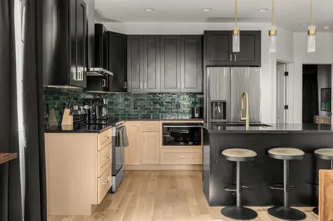 $572,500 | 2000 South Hamilton Road, Unit 17, Nashville, TN 37218