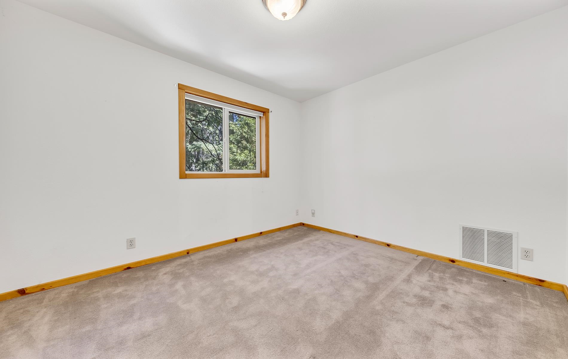 1219 Lynx Road Lake Almanor, CA 96137 - Photo 18 of 26