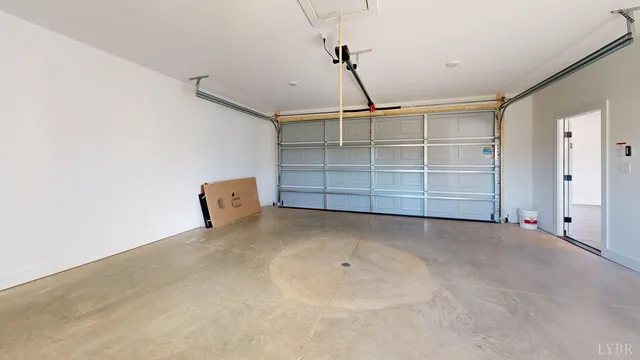 an empty room with a empty space