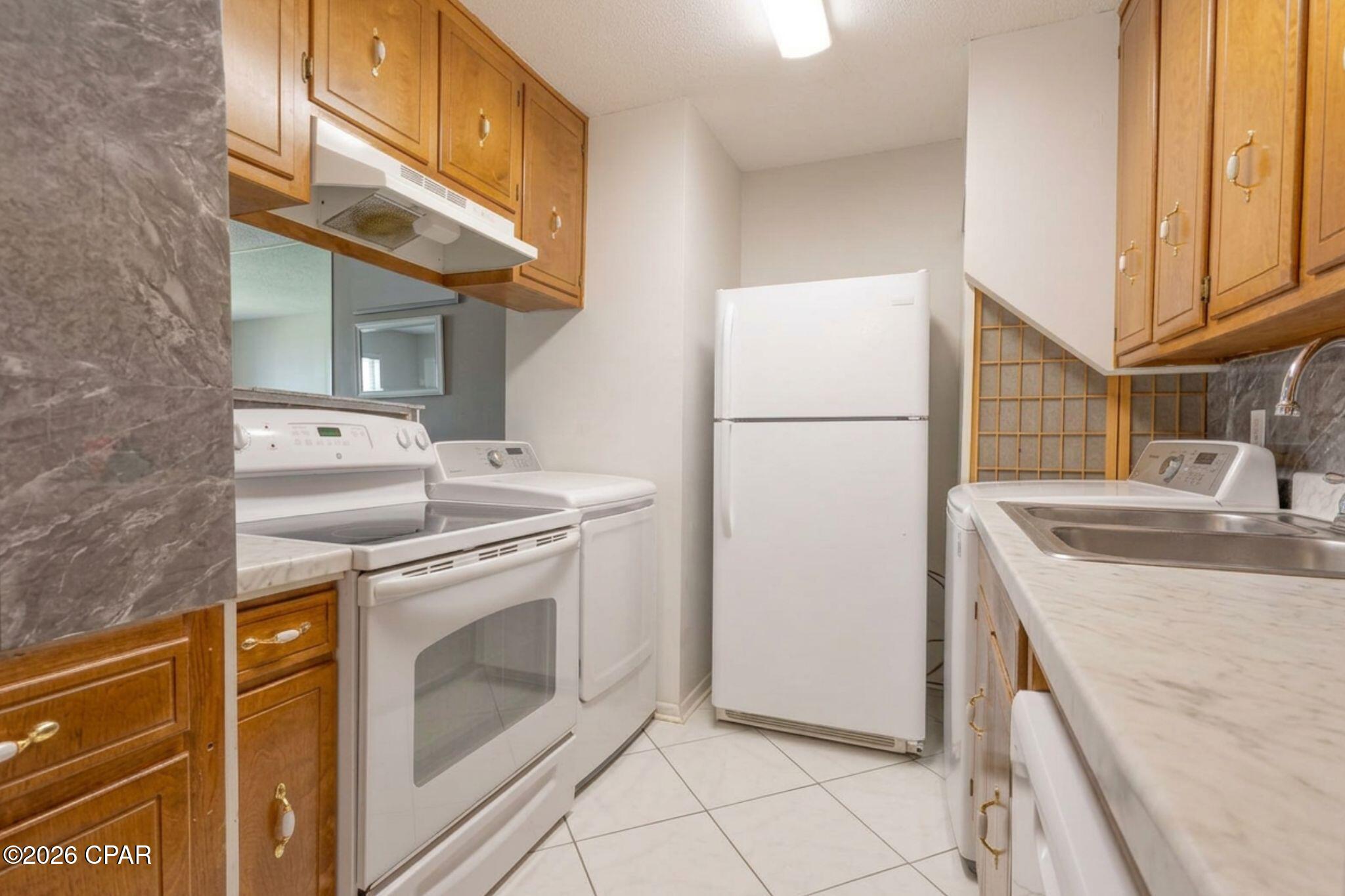 5505 Sun Harbor Road, Unit 213 Panama City, FL 32401 - Photo 4 of 16