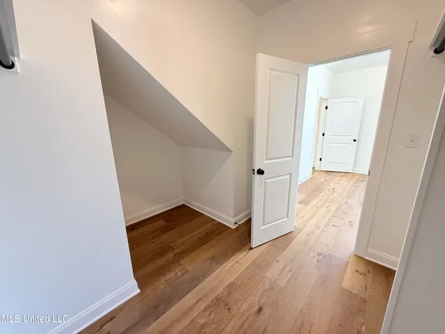 $329,900 | 818 Quitman Court West, Nesbit, MS 38651