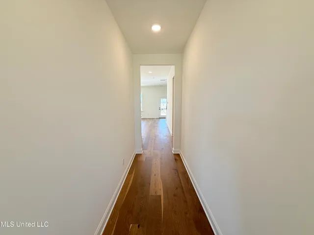 $329,900 | 818 Quitman Court West, Nesbit, MS 38651