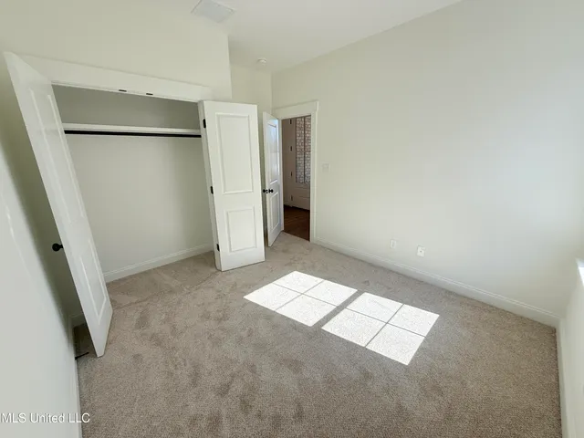 $329,900 | 818 Quitman Court West, Nesbit, MS 38651