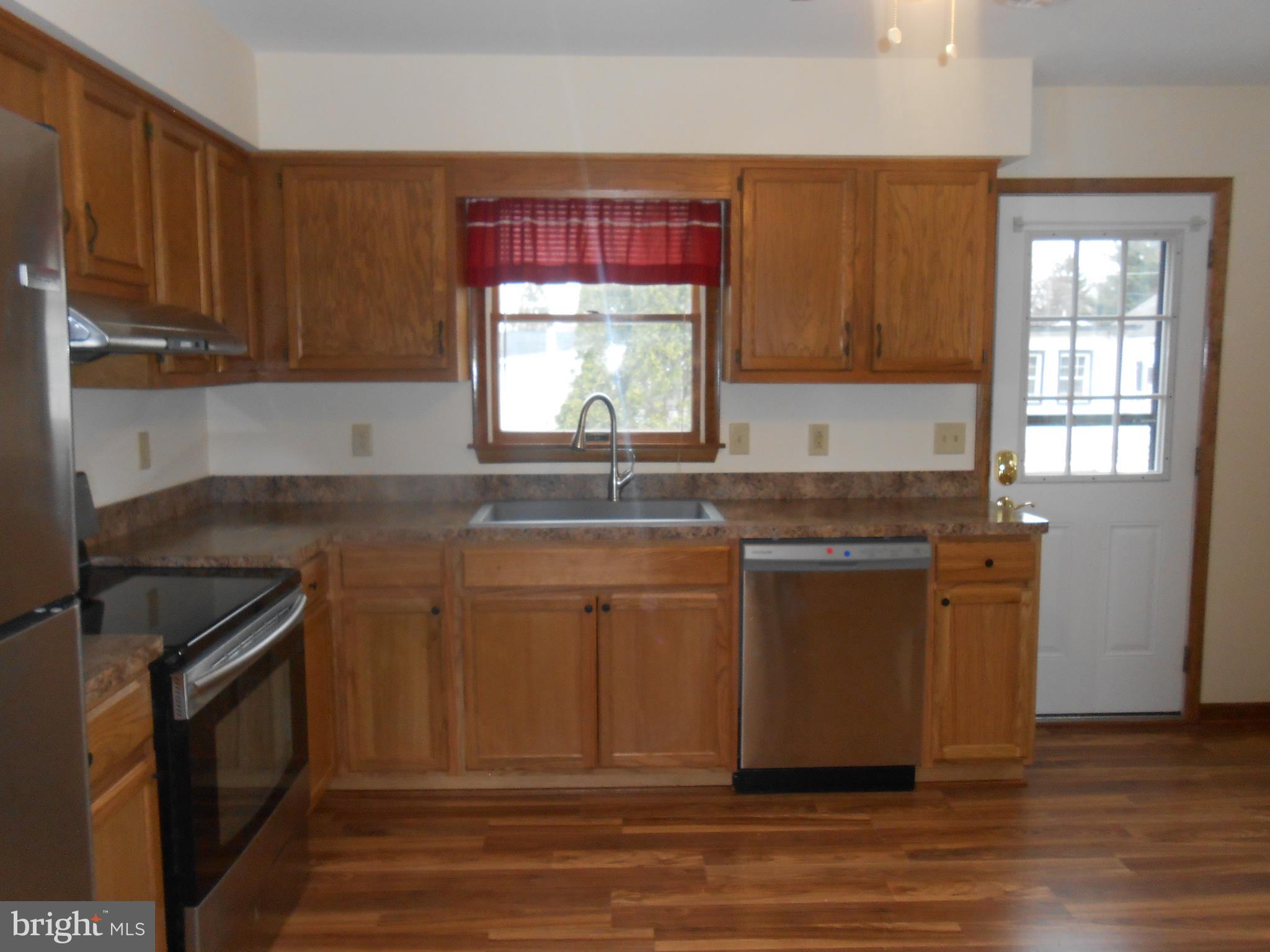 726 B Medway Road Hagerstown, MD 21740 - Photo 5 of 20 Gallery Image 5