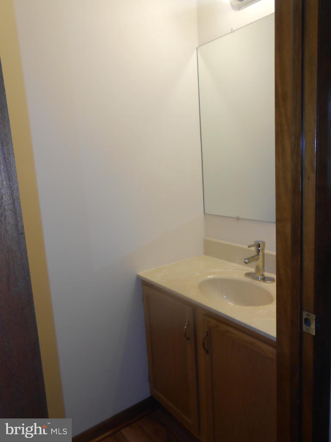 726 B Medway Road Hagerstown, MD 21740 - Photo 8 of 20 Gallery Image 8