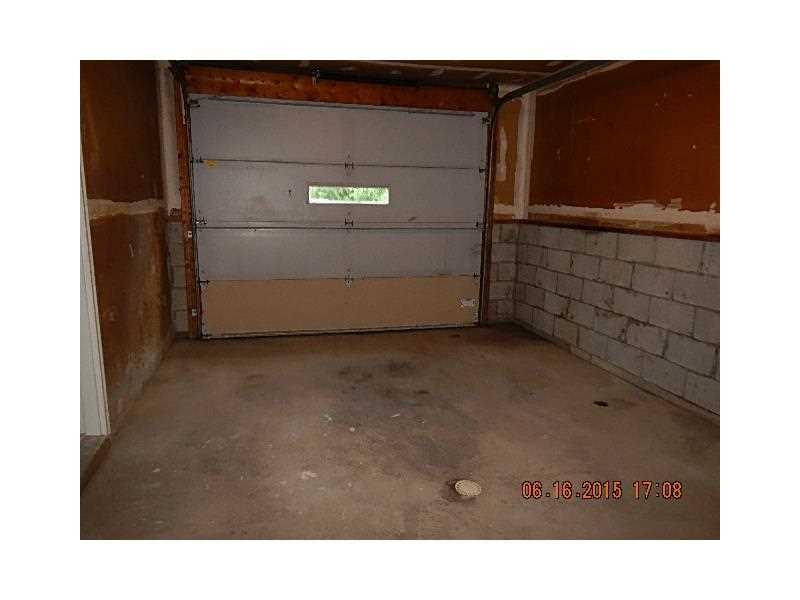 2420 Greenlee Road Waterford, PA 16441 - Photo 15 of 16 Parking Lot/Garage.
