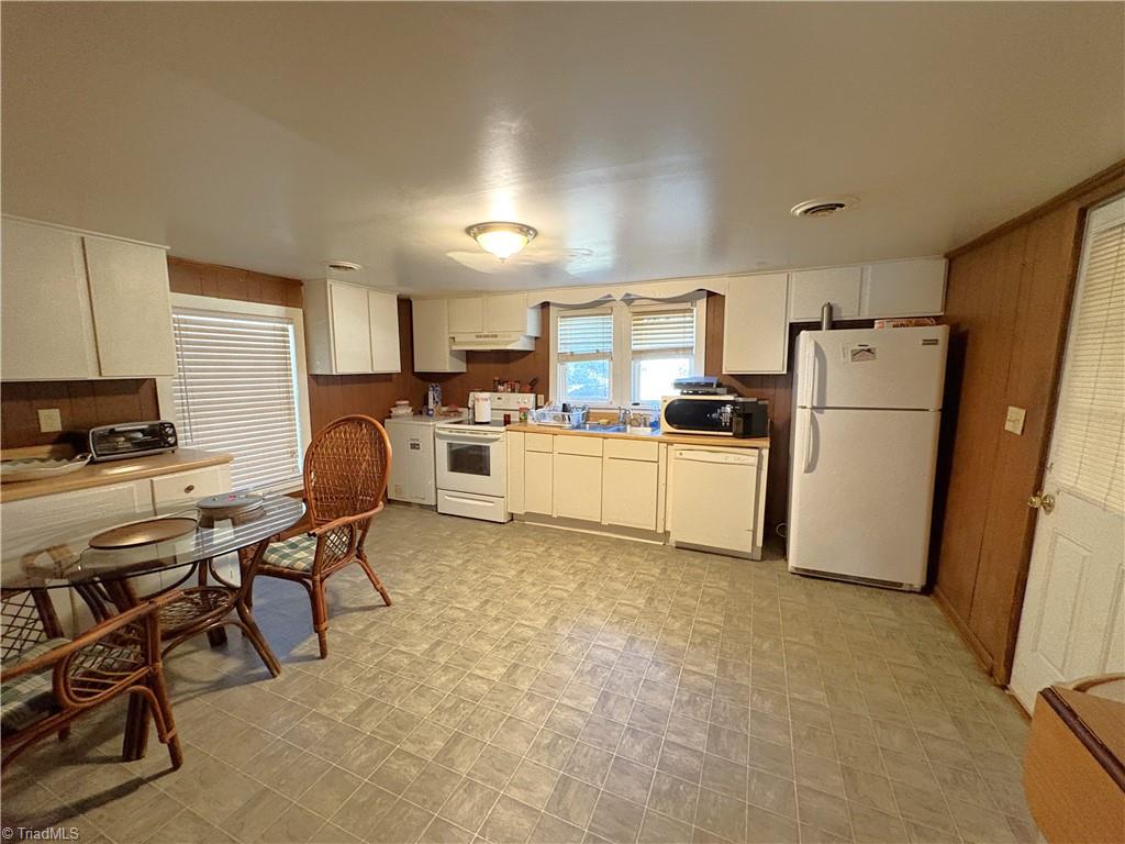 613 Barker Road Summerfield, NC 27358 - Photo 42 of 50