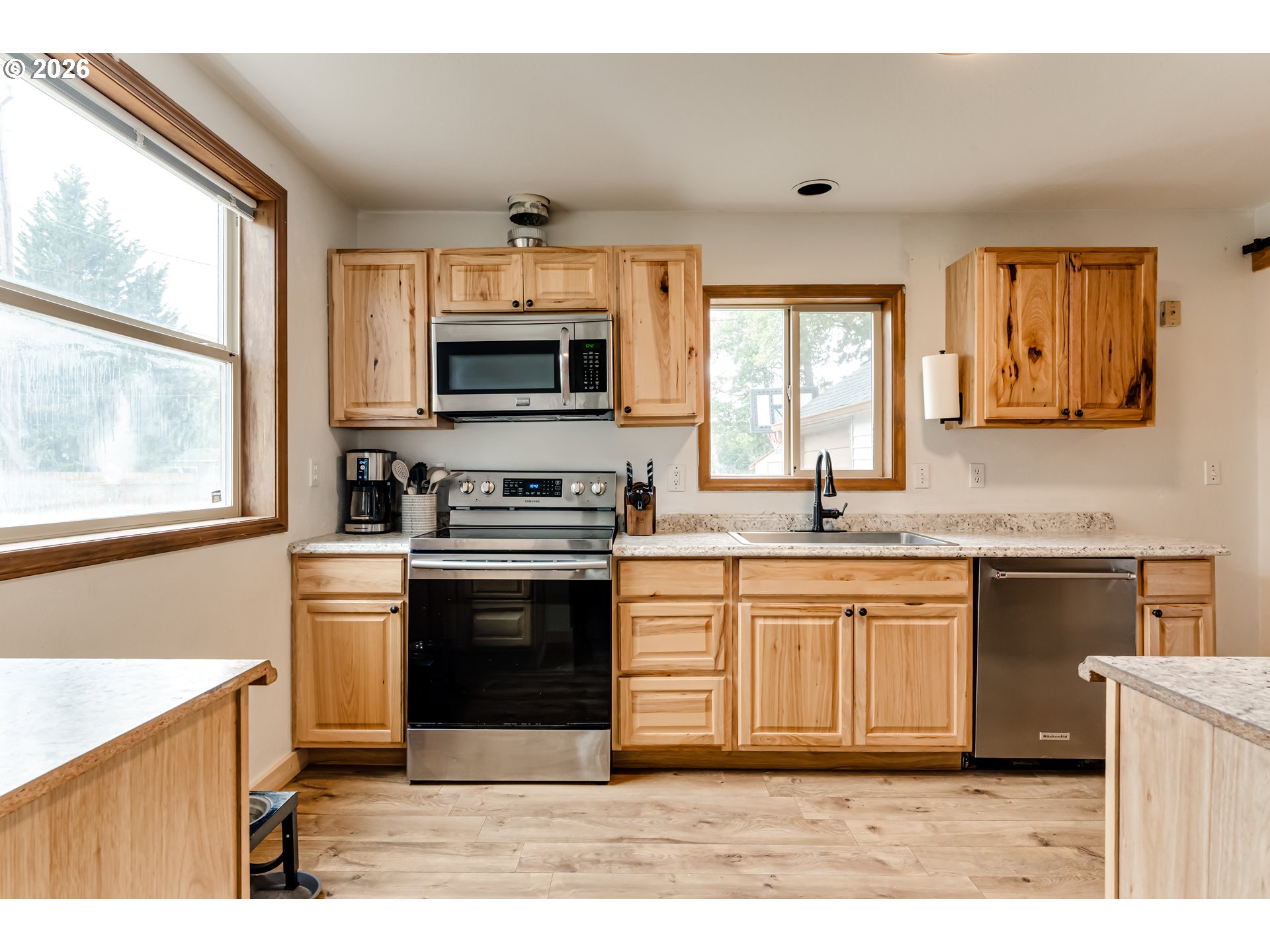 24723 Warthen Road Elmira, OR 97437 - Photo 4 of 33