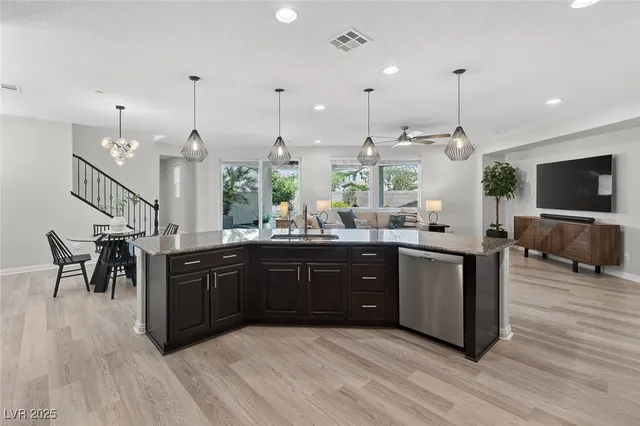 $675,000 | 2349 Via Alicante, Henderson, NV 89044