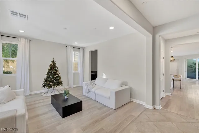 $675,000 | 2349 Via Alicante, Henderson, NV 89044