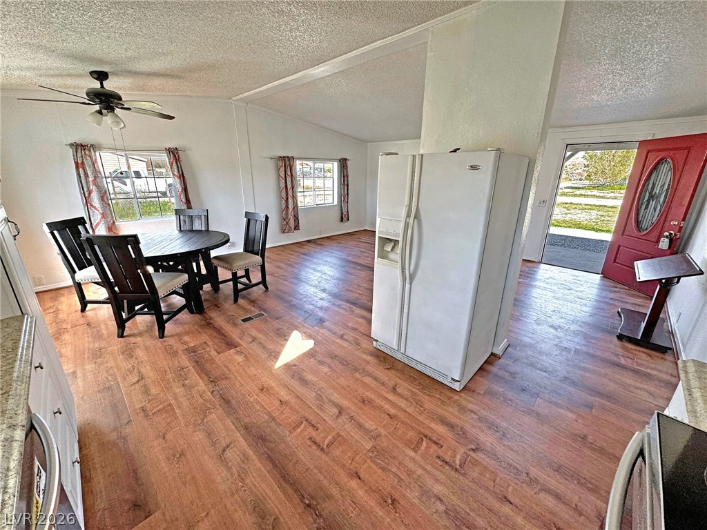 5610 Tecopa Street Pahrump, NV 89060 - Photo 15 of 38