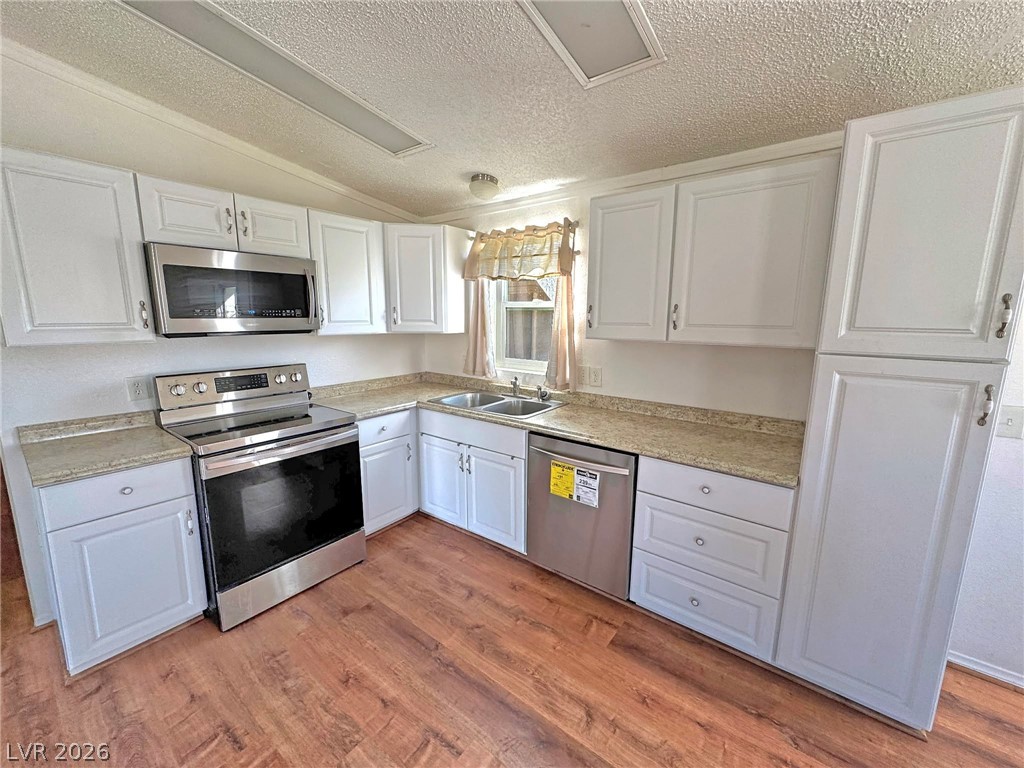 5610 Tecopa Street Pahrump, NV 89060 - Photo 17 of 38