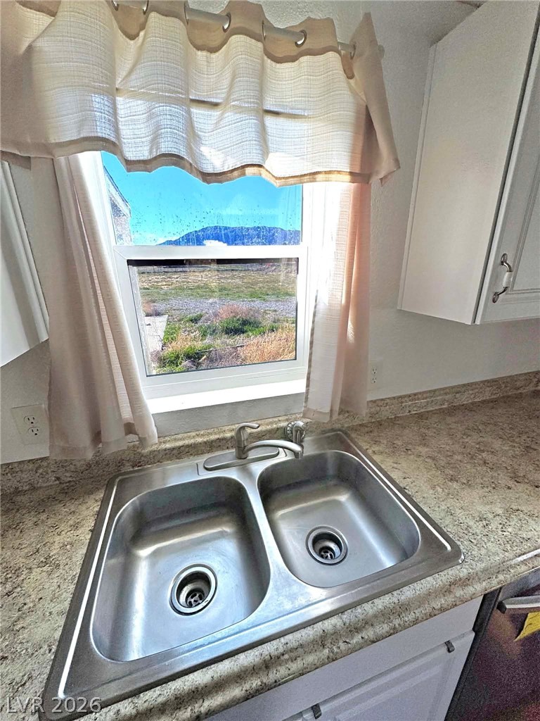 5610 Tecopa Street Pahrump, NV 89060 - Photo 18 of 38