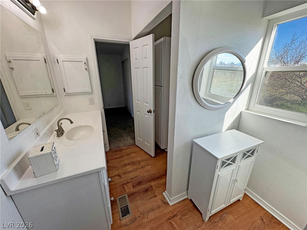 5610 Tecopa Street Pahrump, NV 89060 - Photo 28 of 38 primary bathroom