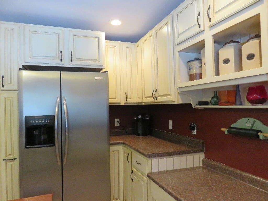22 King James Road Enfield, NH 03748 - Photo 3 of 40