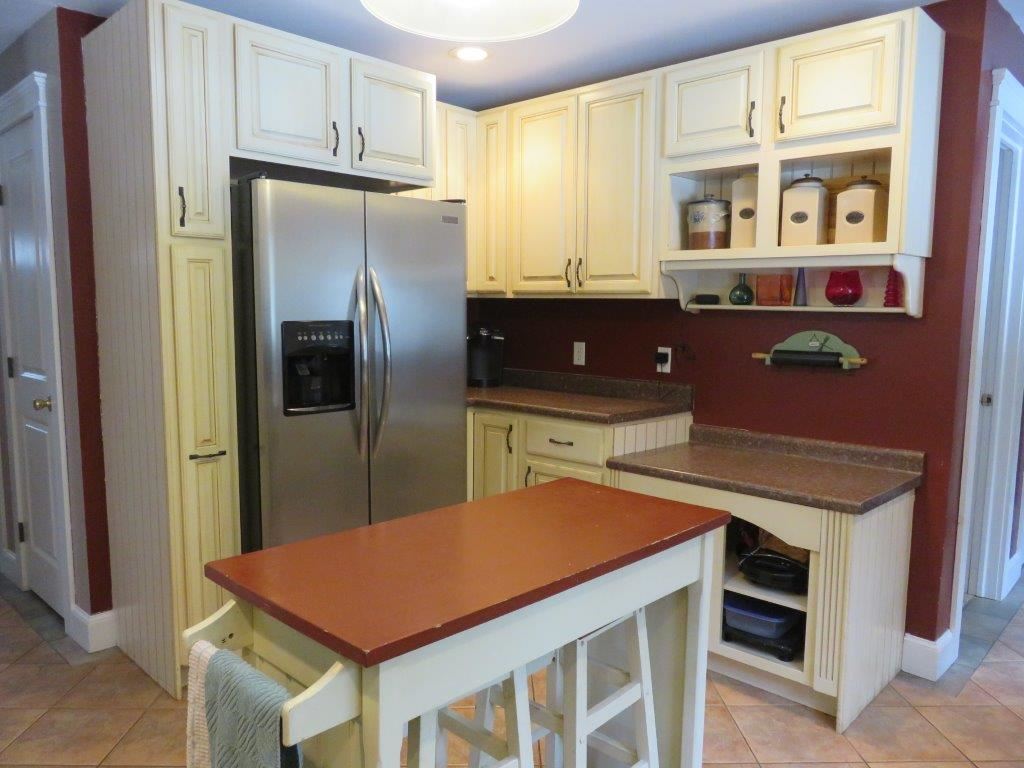 22 King James Road Enfield, NH 03748 - Photo 4 of 40
