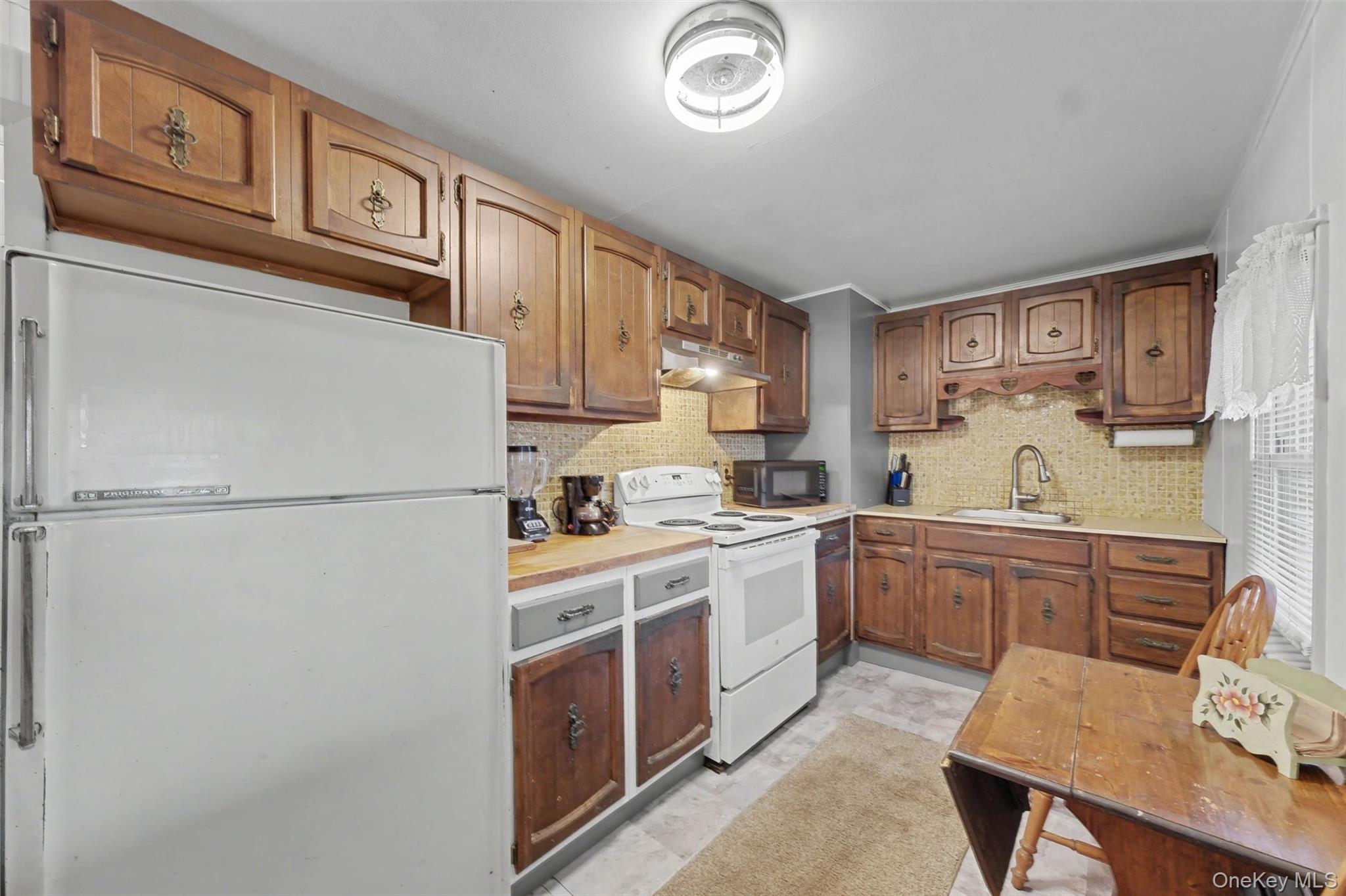 67 Spring Street Beacon, NY 12508 - Photo 10 of 32