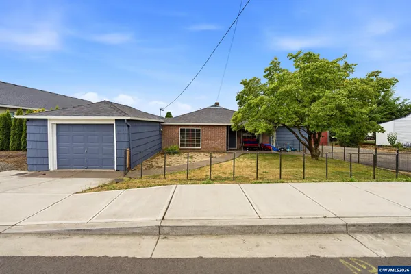 $420,000 | 3055 Hollywood Drive Northeast, Salem, OR 97305