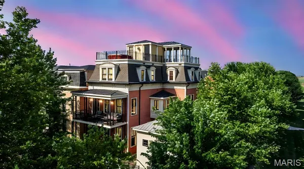 $1,549,000 | 3520 Galt House Drive, St. Charles, MO 63301