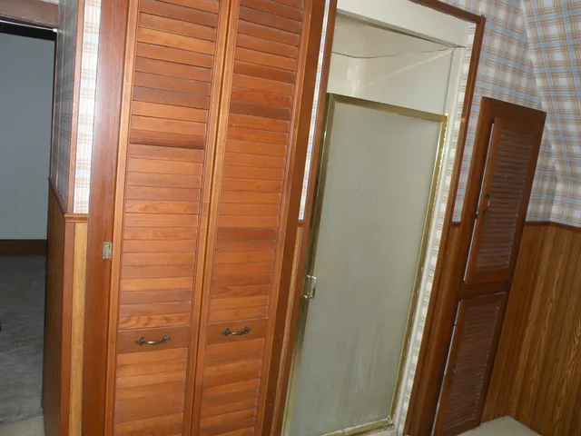 $112,500 | 303 North Hobart Avenue, Severy, KS 67137