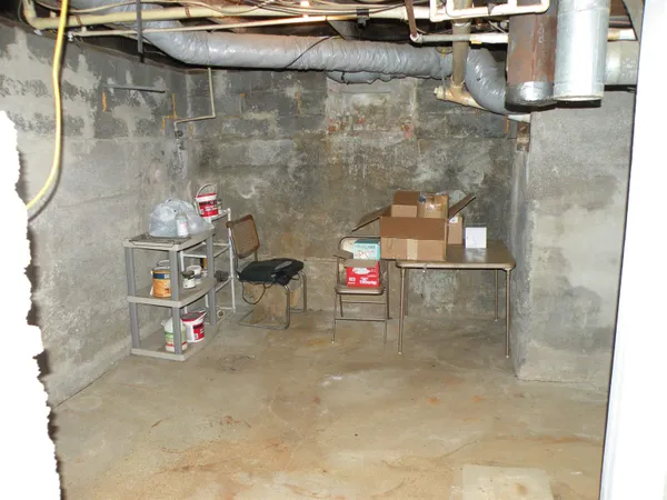 $112,500 | 303 North Hobart Avenue, Severy, KS 67137