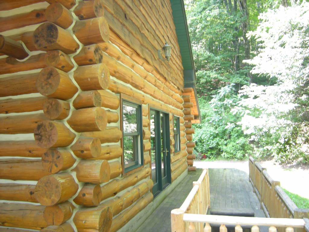 5889 Cedar Valley Road Traverse City, MI 49684 - Photo 5 of 19 1843977-4.JPG