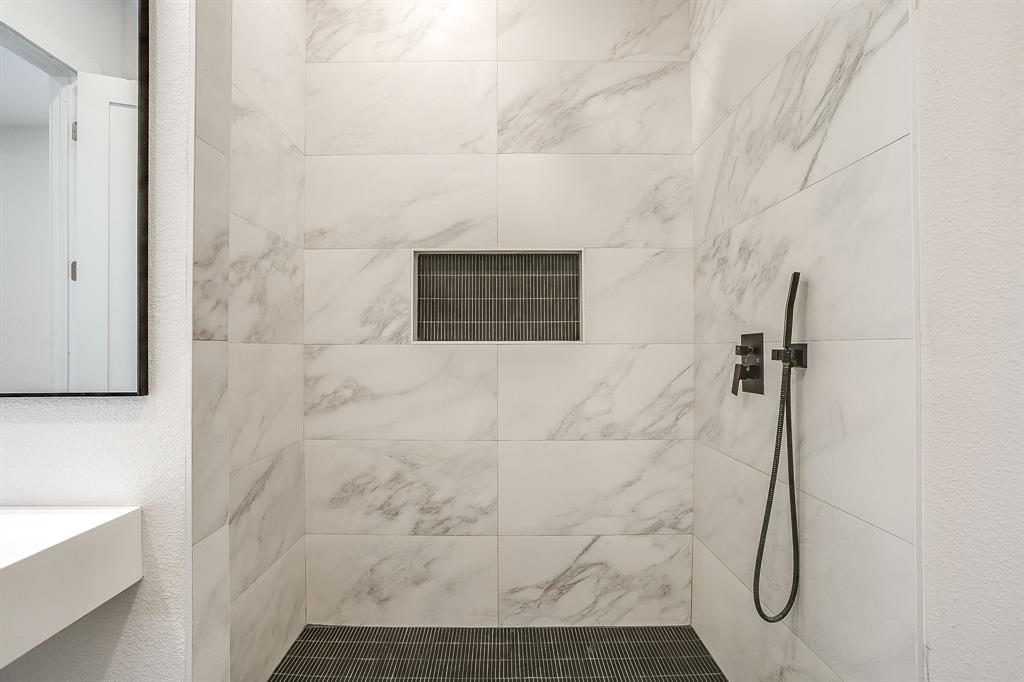 8274 Library Street Frisco, TX 75034 - Photo 12 of 40 Gallery Image 12