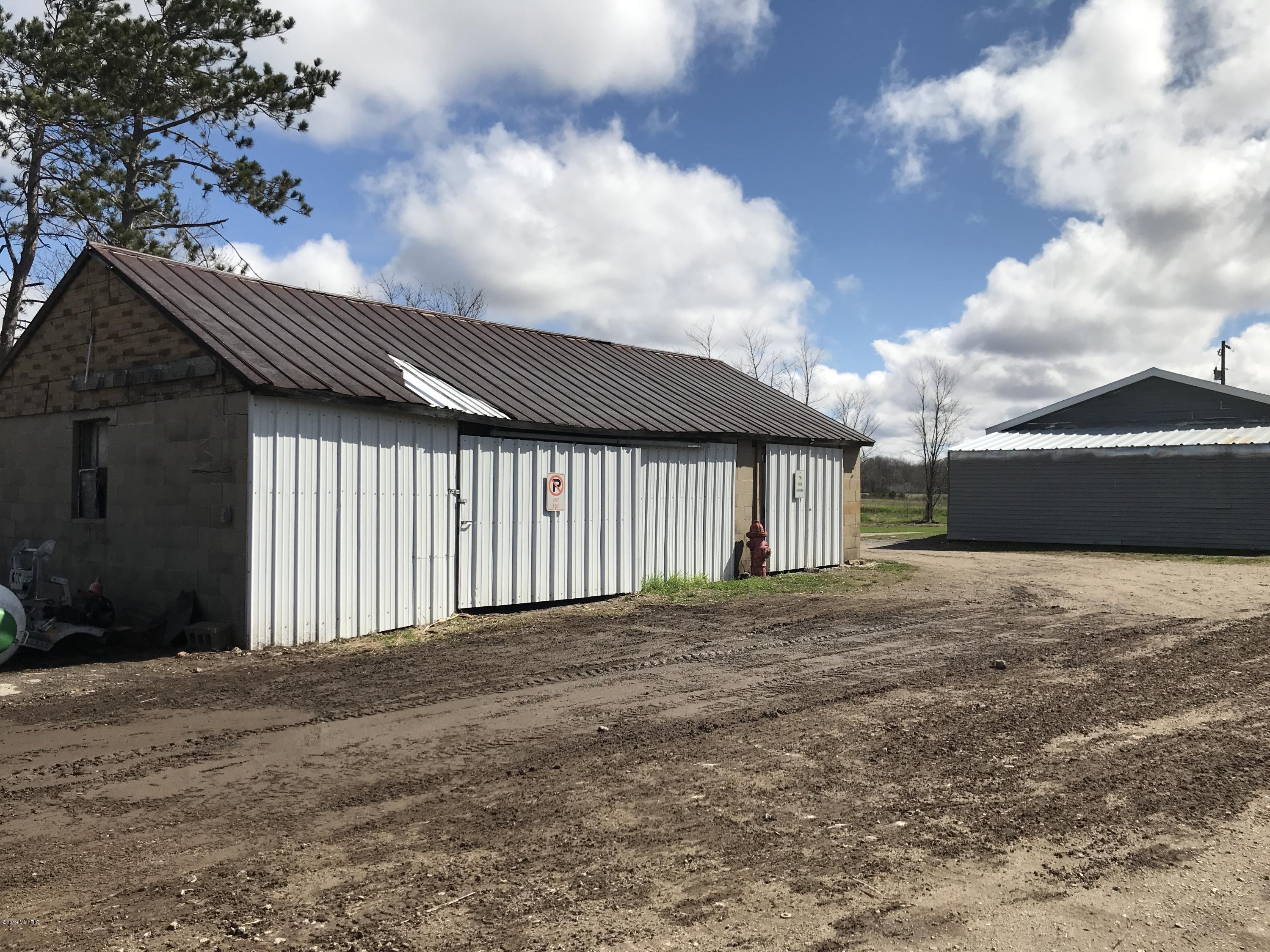 1703 North Schoenherr Road Custer, MI 49405 - Photo 20 of 21 extra barn