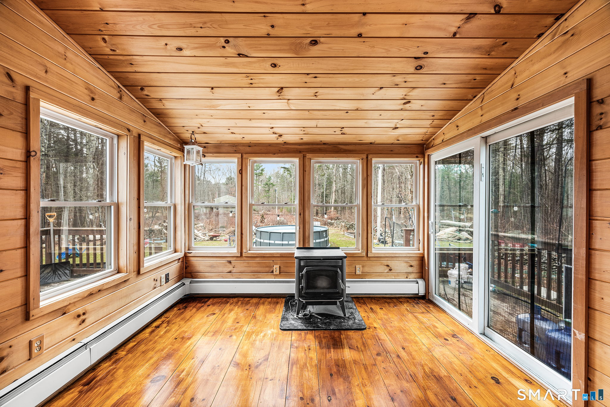 75 Elmwood Hill Road Thompson, CT 06277 - Photo 10 of 27