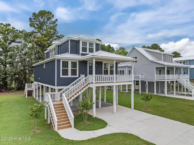 $519,453 | 3230 Whichards Beach Road, Chocowinity, NC 27817