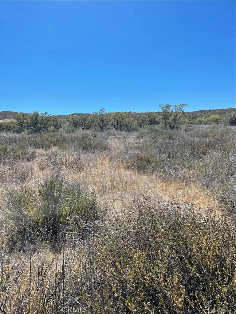 19 Gunnels Hemet, CA 92544 - Photo 6 of 12 a view of mountain view with trees