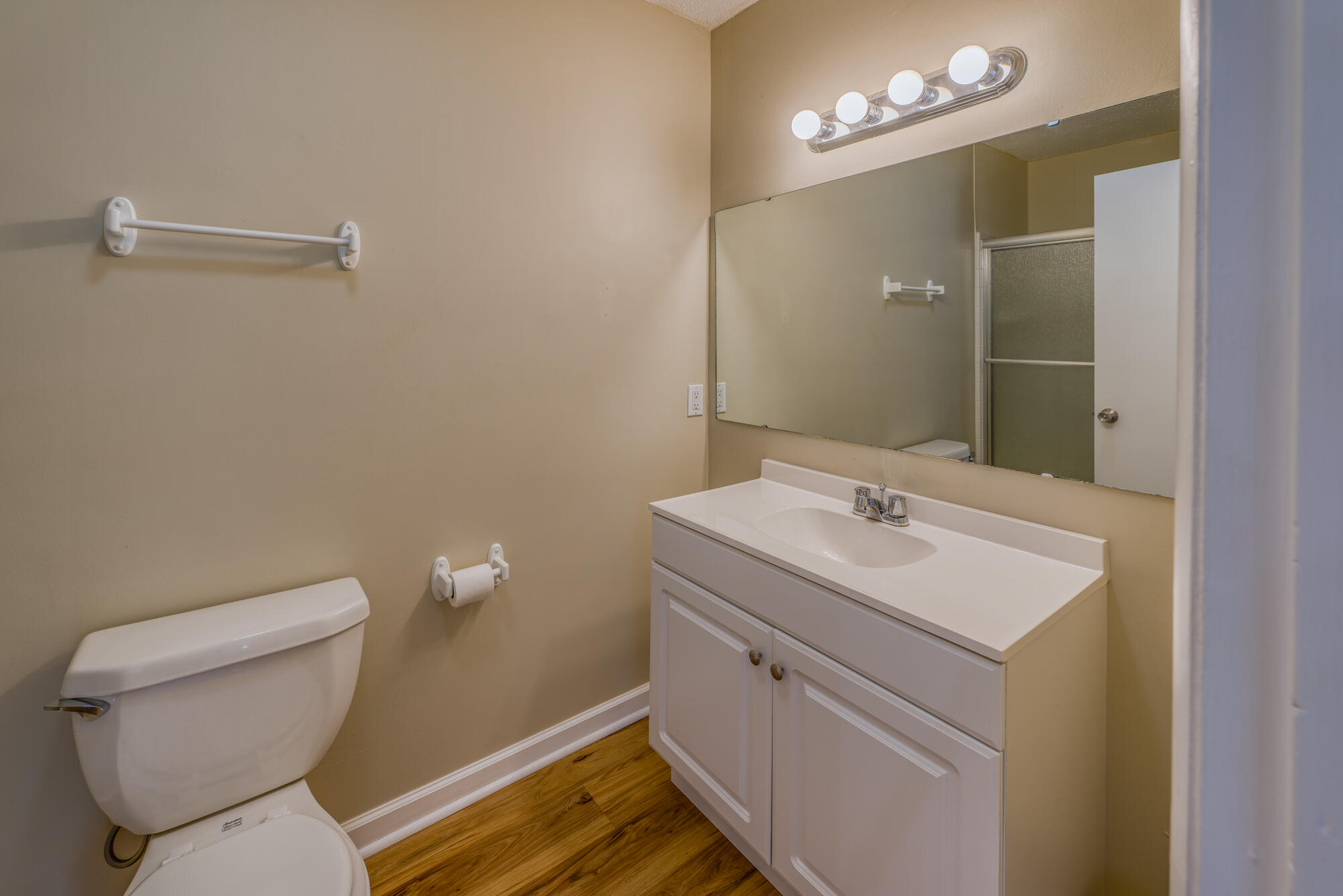 1599 Hickory Tree Road Bristol, TN 37620 - Photo 15 of 28 DSC_8682-NEF_DxO_DeepPRIME_23 copy