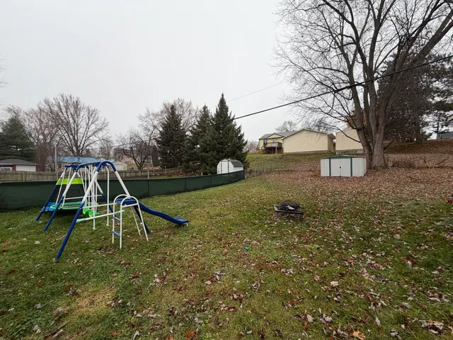 $249,900 | 912 South Oak Street, La Crescent, MN 55947