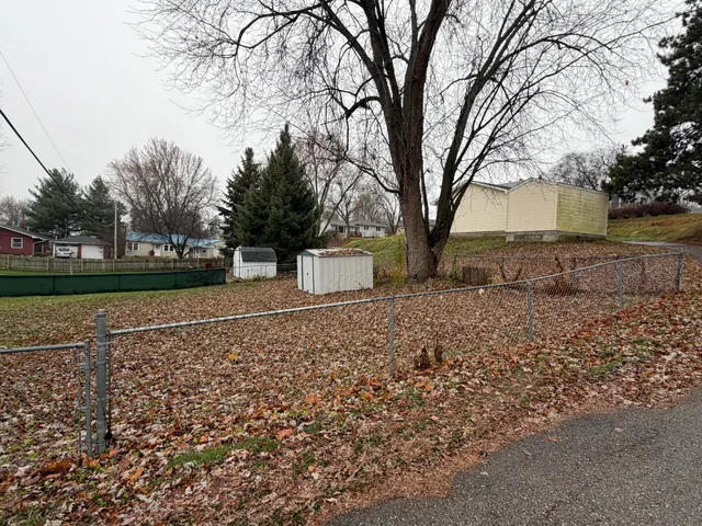 $249,900 | 912 South Oak Street, La Crescent, MN 55947