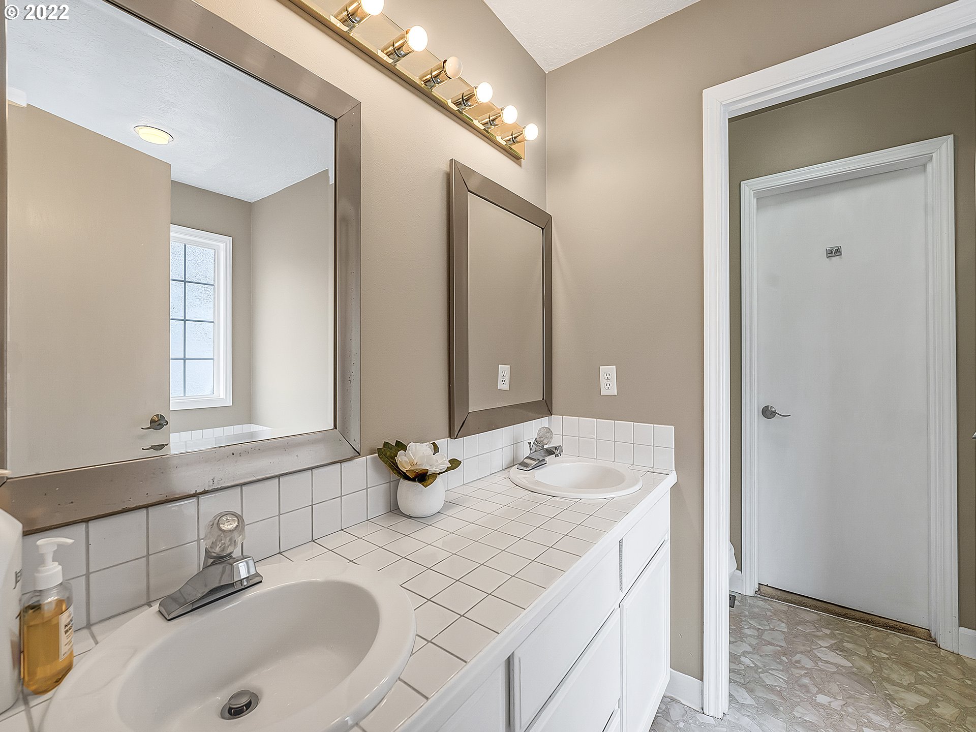 18224 Southwest Fallatin Loop Beaverton, OR 97007 - Photo 25 of 31 Gallery Image 25