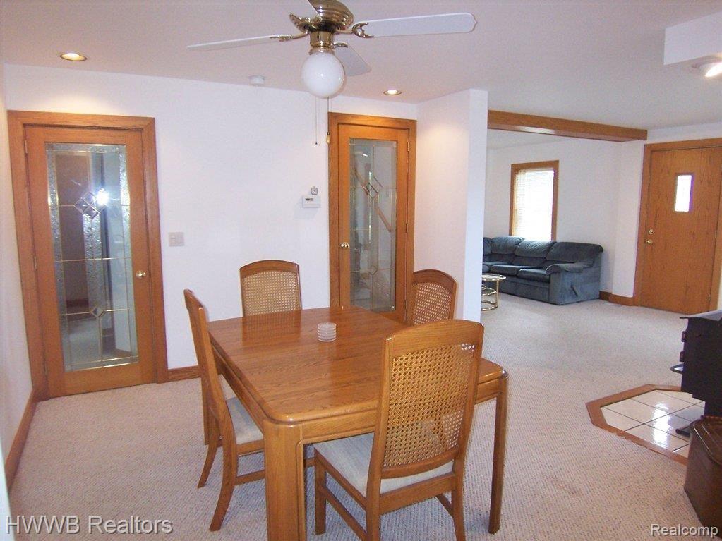 120 West Wattles Road Troy, MI 48098 - Photo 5 of 26 100_2384.jpg