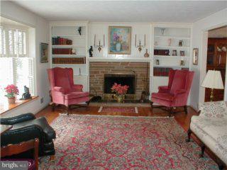 367 West Upper Ferry Road Ewing, NJ 08628 - Photo 2 of 6