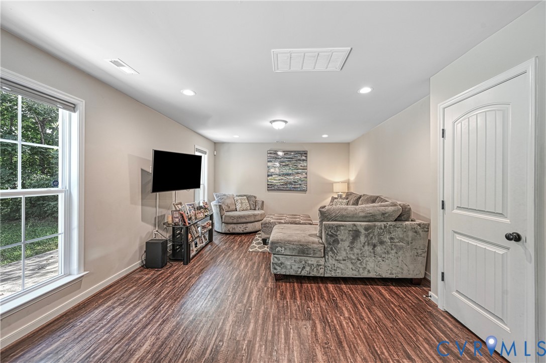 219 Cardinal Road Louisa, VA 23093 - Photo 12 of 35 Gallery Image 12