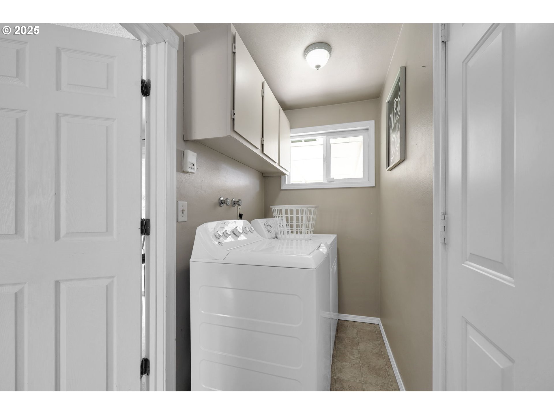 3672 Mahlon Avenue Eugene, OR 97401 - Photo 17 of 35