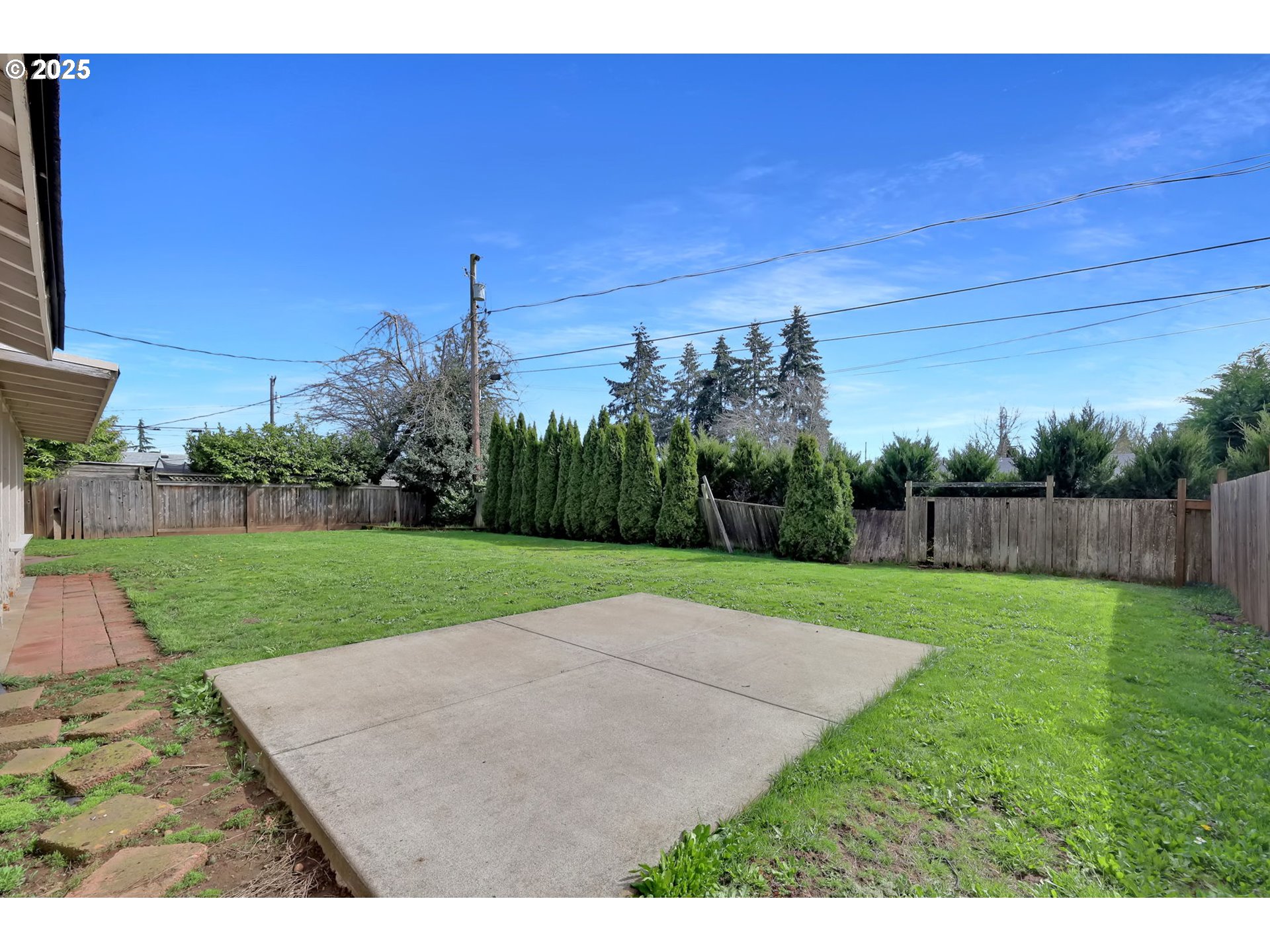 3672 Mahlon Avenue Eugene, OR 97401 - Photo 31 of 35