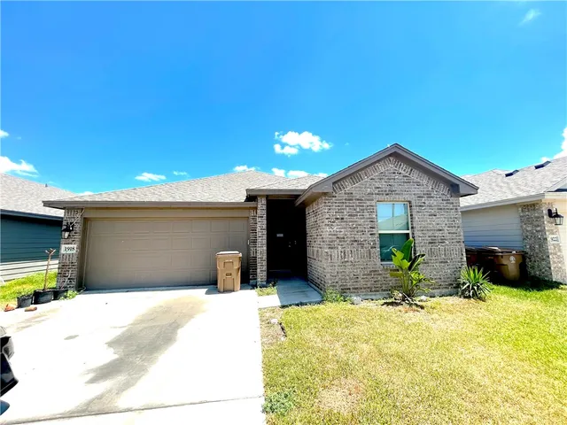 $1,950 | 1918 Kentucky Derby Drive, Corpus Christi, TX 78417