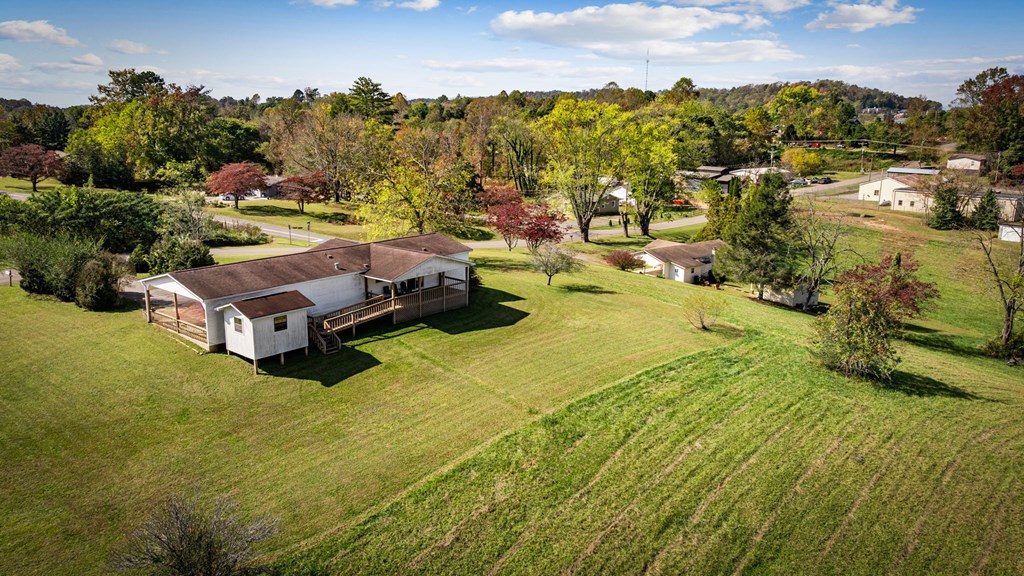 121 Orchard Boulevard Blue Ridge, GA 30513 - Photo 13 of 47 Gallery Image 13