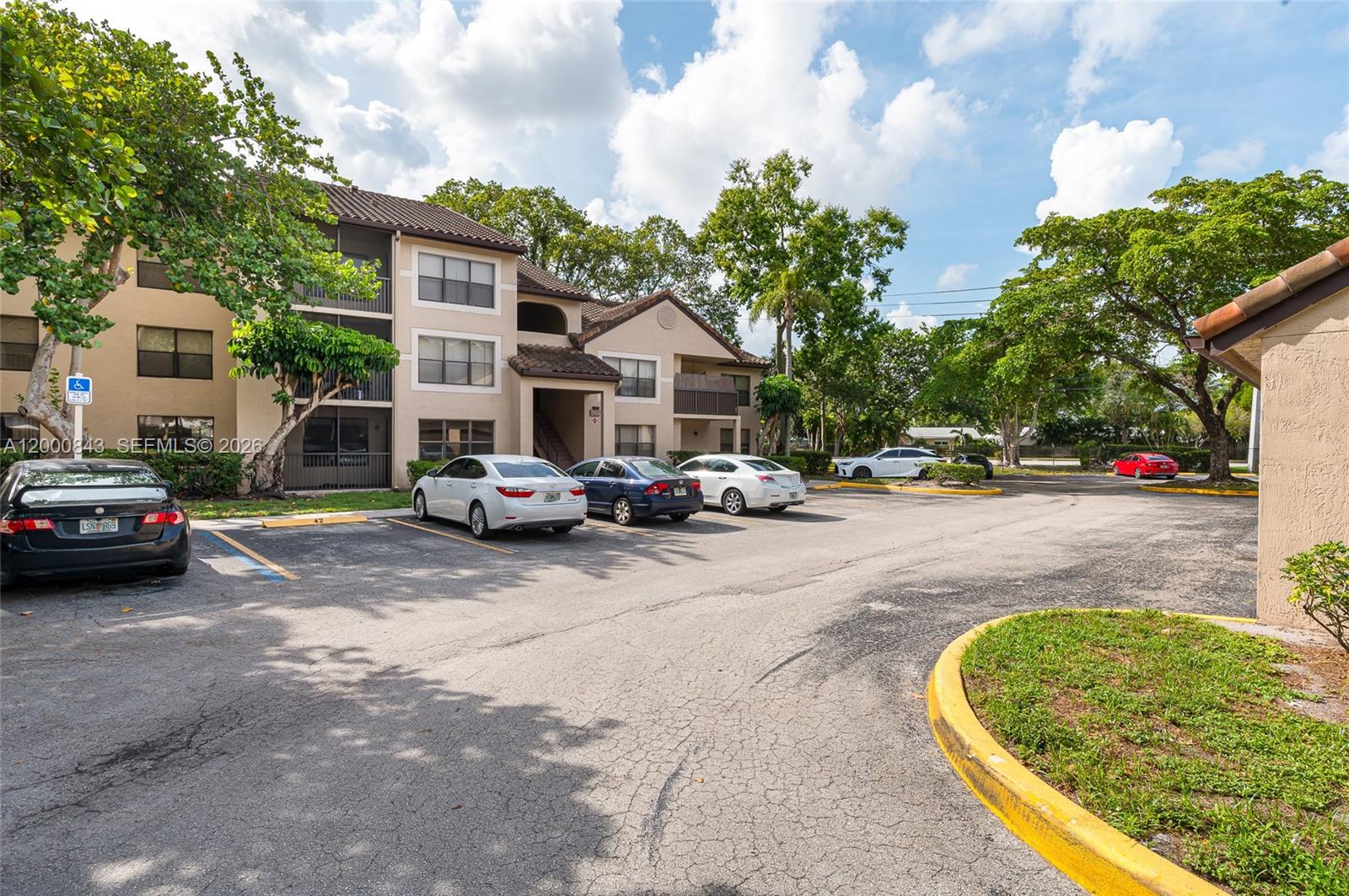 4581 West McNab Road, Unit 28 Pompano Beach, FL 33069 - Photo 2 of 14