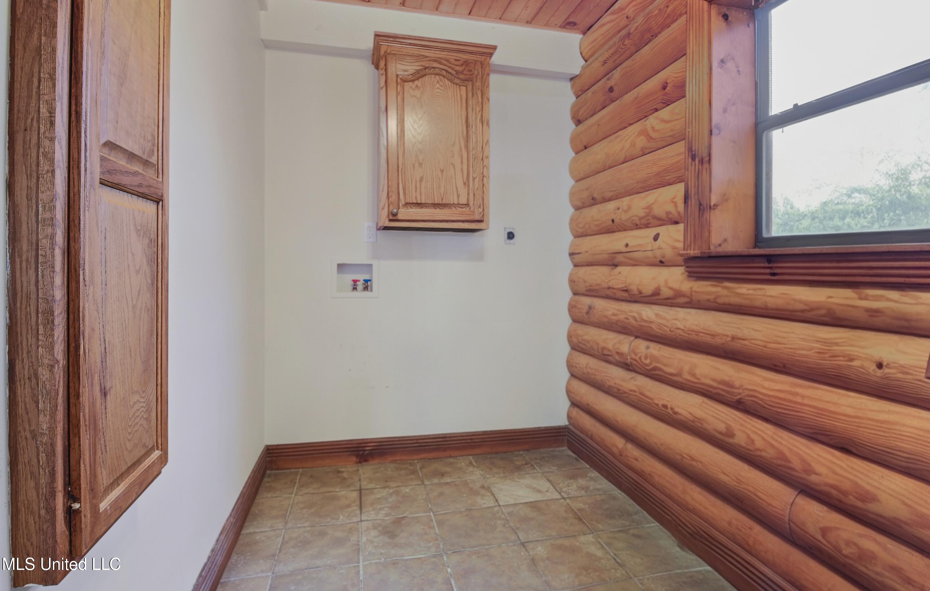 17542 Jones Lane Saucier, MS 39574 - Photo 14 of 39 Laundry Room