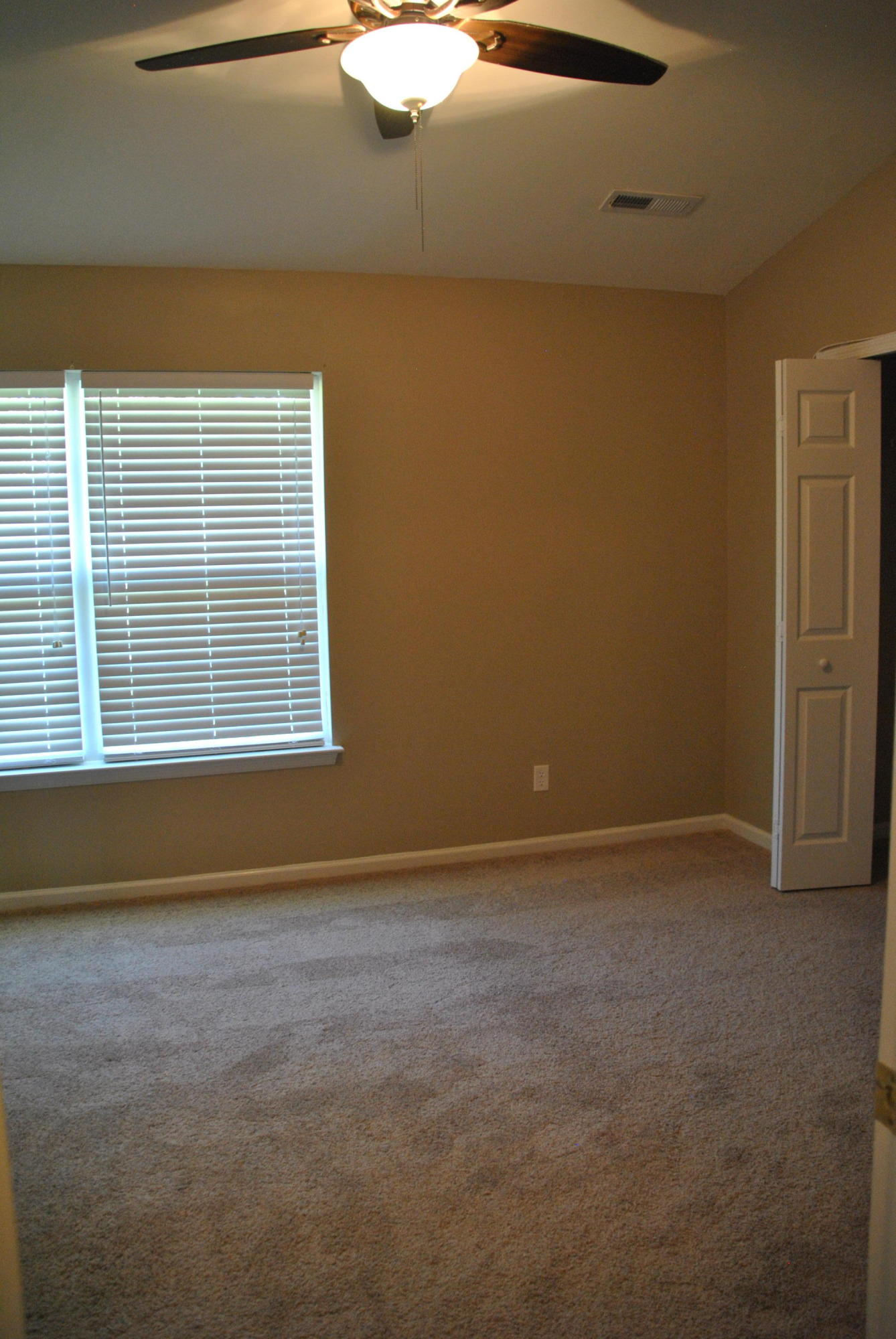 406 Doane Way Wando, SC 29492 - Photo 9 of 13 DSC_0407