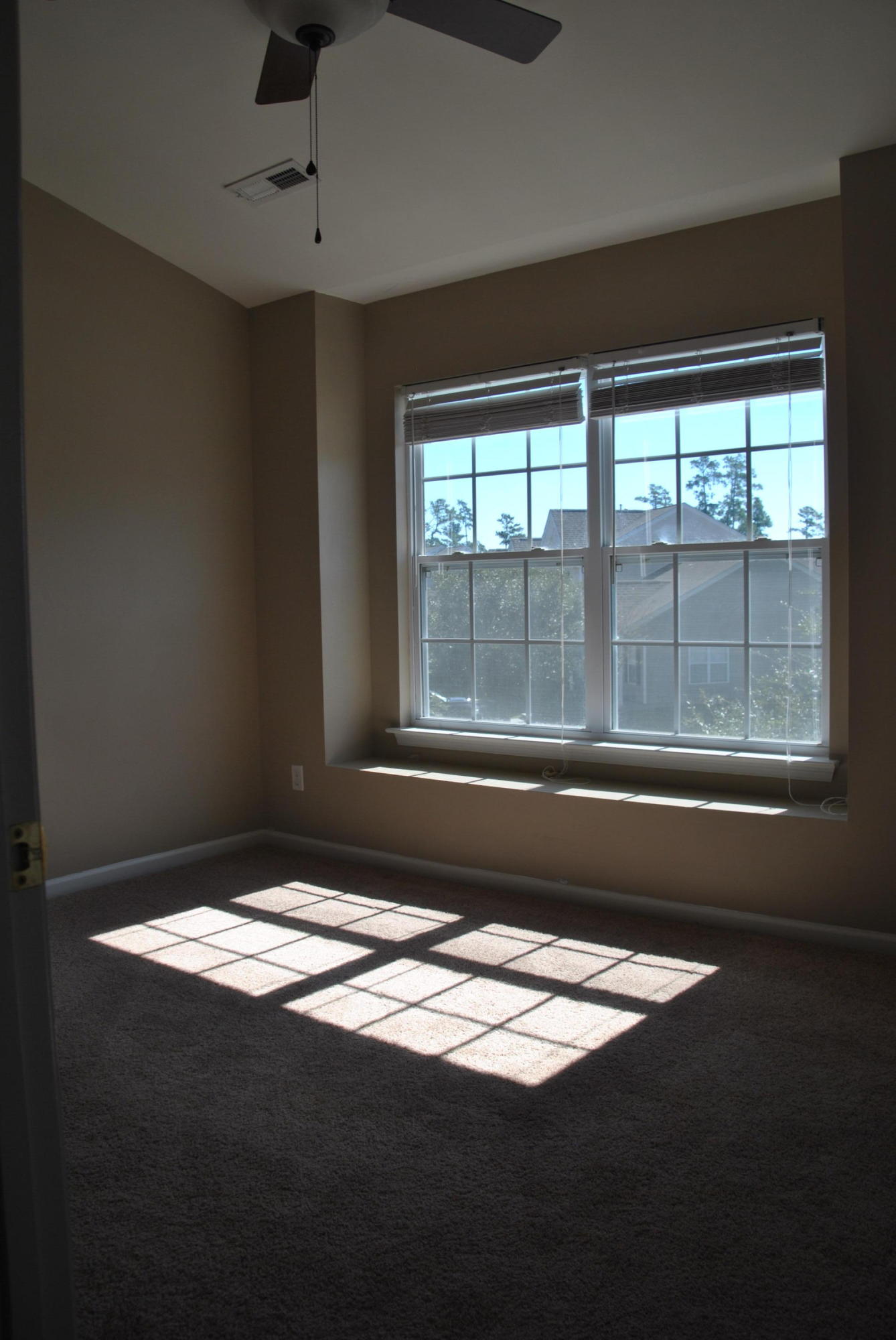 406 Doane Way Wando, SC 29492 - Photo 10 of 13 DSC_0420